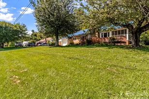 422 Altapass Hwy, Spruce Pine, NC 28777 - Photo 7