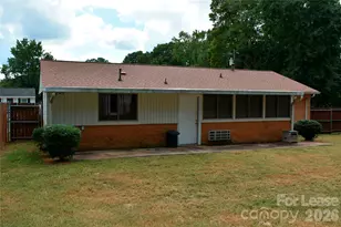 318 Fulton St, Kings Mountain, NC 28086 - Photo 11