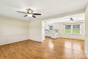5111 Hawthorne Ln, Shelby, NC 28152 - Photo 5