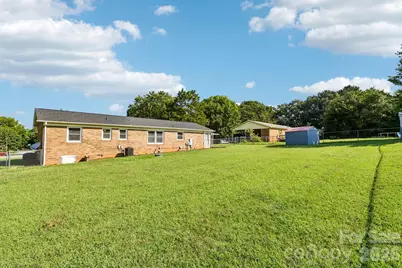 5111 Hawthorne Lane, Shelby, NC 28152 - Photo 23
