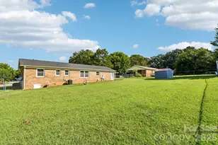 5111 Hawthorne Ln, Shelby, NC 28152 - Photo 23