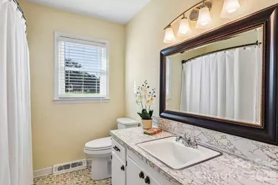 5111 Hawthorne Lane, Shelby, NC 28152 - Photo 15