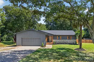 129 Mooreland Rd, Mooresville, NC 28117 - Photo 1