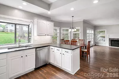 12512 Cliffcreek Drive, Huntersville, NC 28078 - Photo 7