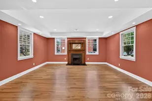 39 S Main St, Marshall, NC 28753 - Photo 9