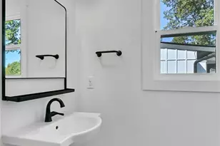 63 First St, Asheville, NC 28803 - Photo 17