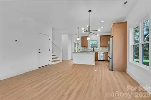 63 First St, Asheville, NC 28803 - Photo 7