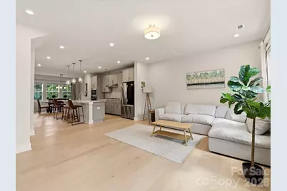 622 E Woodlawn Road, Charlotte, NC 28209 - Photo 7