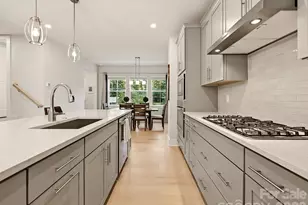 622 E Woodlawn Rd, Charlotte, NC 28209 - Photo 9