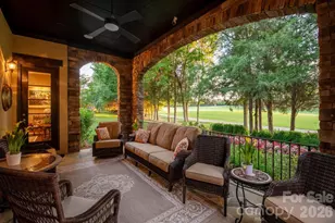 8718 Thornbury Pl, Waxhaw, NC 28173 - Photo 3