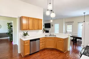 2002 Hemby Commons Pkwy, Indian Trail, NC 28079 - Photo 9