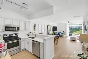 310 Ross Moore Ave, Charlotte, NC 28205 - Photo 9