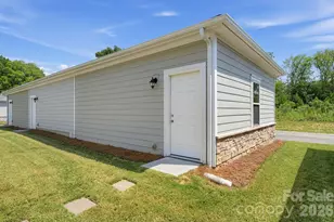 918 Sagecroft Ln, Indian Trail, NC 28079 - Photo 5