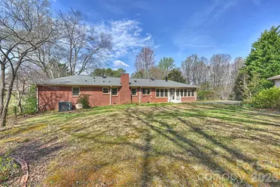 9436 Glen Brook Drive, Charlotte, NC 28215 - Photo 29