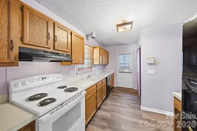 4301 Claybury Court, Charlotte, NC 28227 - Photo 9