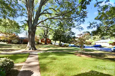 4547 Woodlark Lane, Charlotte, NC 28211 - Photo 17