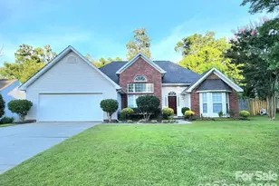 6414 Goldenblush Cir, Charlotte, NC 28269 - Photo 1