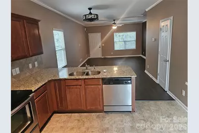 4657 Johnston Oehler Road, Charlotte, NC 28269 - Photo 5