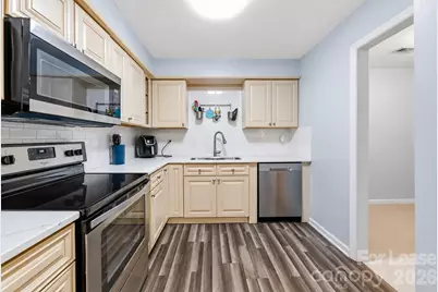 1051 Churchill Downs Court #E, Charlotte, NC 28211 - Photo 13