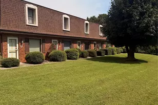 103 Crestlane Dr, Morganton, NC 28655 - Photo 3