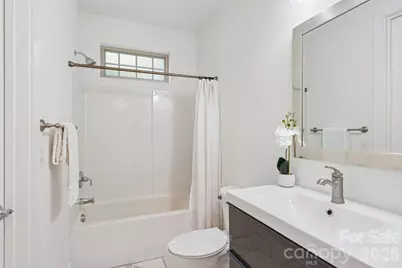 1101 W 1st Street #301, Charlotte, NC 28202 - Photo 29