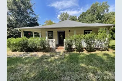 308 Oakland Avenue, Belmont, NC 28012 - Photo 1