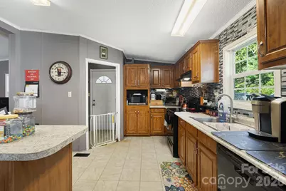 96 Fallswood Court, Hendersonville, NC 28739 - Photo 27