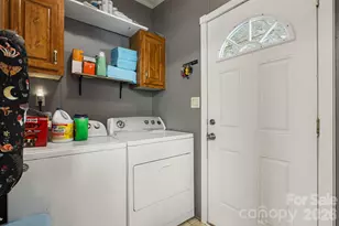96 Fallswood Ct, Hendersonville, NC 28739 - Photo 13