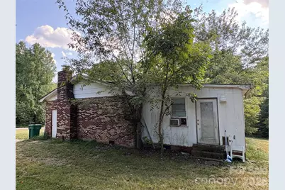 115 Wandering Lane, Bessemer City, NC 28016 - Photo 5