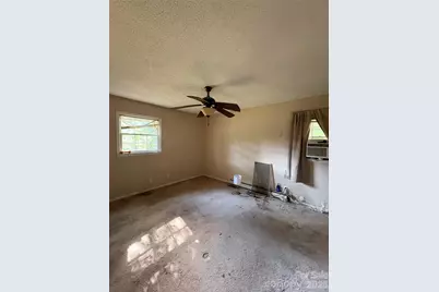 115 Wandering Lane, Bessemer City, NC 28016 - Photo 7
