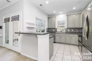 10978 Princeton Village Dr, Charlotte, NC 28277 - Photo 3