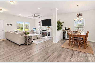 10304 Holly Park Drive, Charlotte, NC 28214 - Photo 5