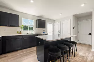 4101 Wild Rdg Dr, Charlotte, NC 28215 - Photo 17