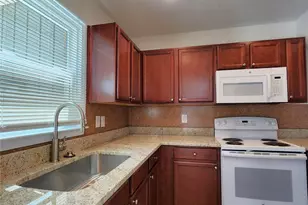 406 E 18th St, Kannapolis, NC 28083 - Photo 5