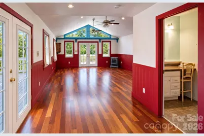 115 N Chestnut Street, Morganton, NC 28655 - Photo 21