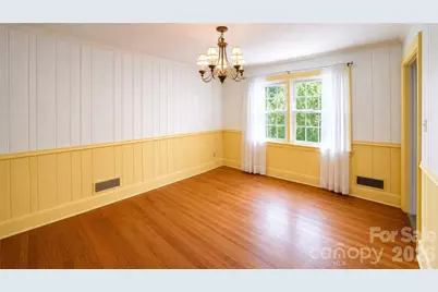 115 N Chestnut Street, Morganton, NC 28655 - Photo 17