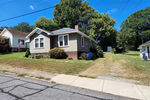 217 10th St, Cramerton, NC 28032 - Photo 1