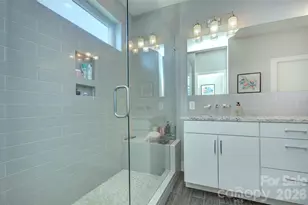 914 Westbrook Dr, Charlotte, NC 28202 - Photo 15