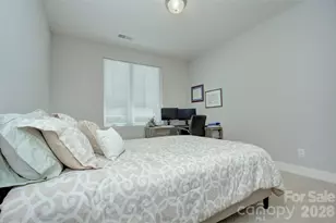 914 Westbrook Dr, Charlotte, NC 28202 - Photo 21
