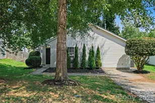 11207 Gold Pan Rd, Charlotte, NC 28215 - Photo 3