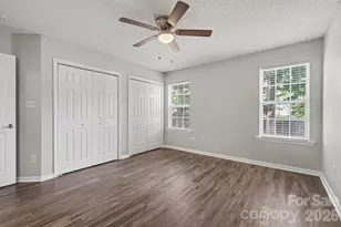 11207 Gold Pan Rd, Charlotte, NC 28215 - Photo 9