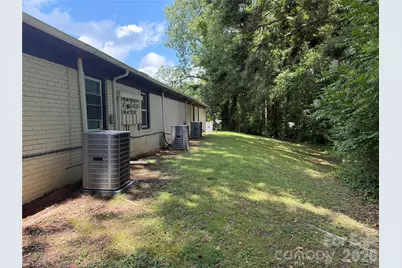 810 S Dalton Street, Gastonia, NC 28052 - Photo 19