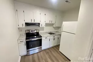 810 S Dalton St, Gastonia, NC 28052 - Photo 5