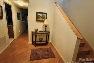 102 S Park Ln, Black Mountain, NC 28711 - Photo 9