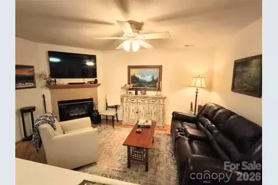 102 S Park Lane, Black Mountain, NC 28711 - Photo 5