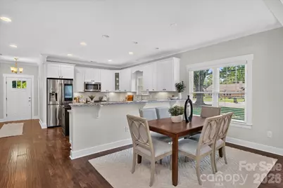 2562 Roseview Lane, Charlotte, NC 28205 - Photo 17