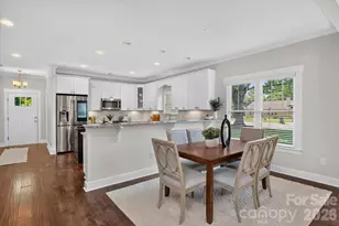 2562 Roseview Ln, Charlotte, NC 28205 - Photo 17