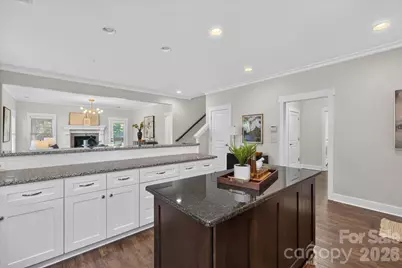 2562 Roseview Lane, Charlotte, NC 28205 - Photo 15