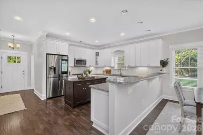 2562 Roseview Lane, Charlotte, NC 28205 - Photo 11