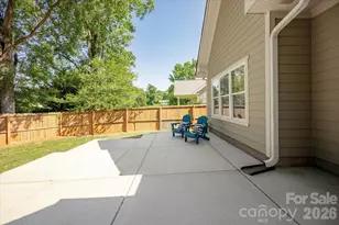 2562 Roseview Ln, Charlotte, NC 28205 - Photo 29
